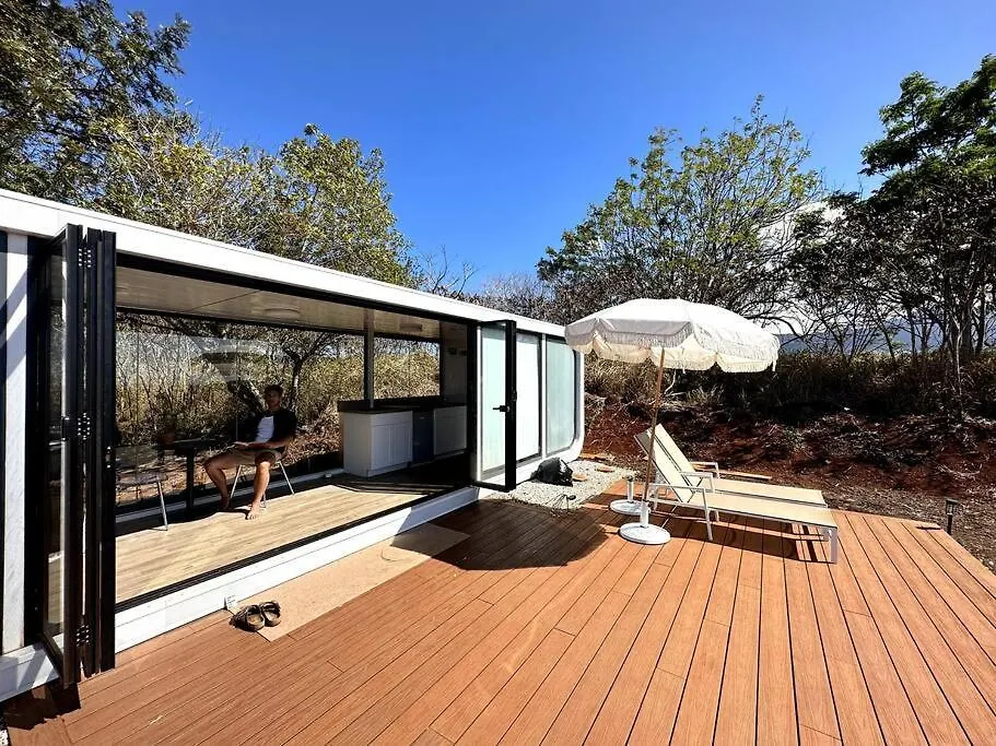 Modern Off Grid Tiny Home! Haleiwa United States